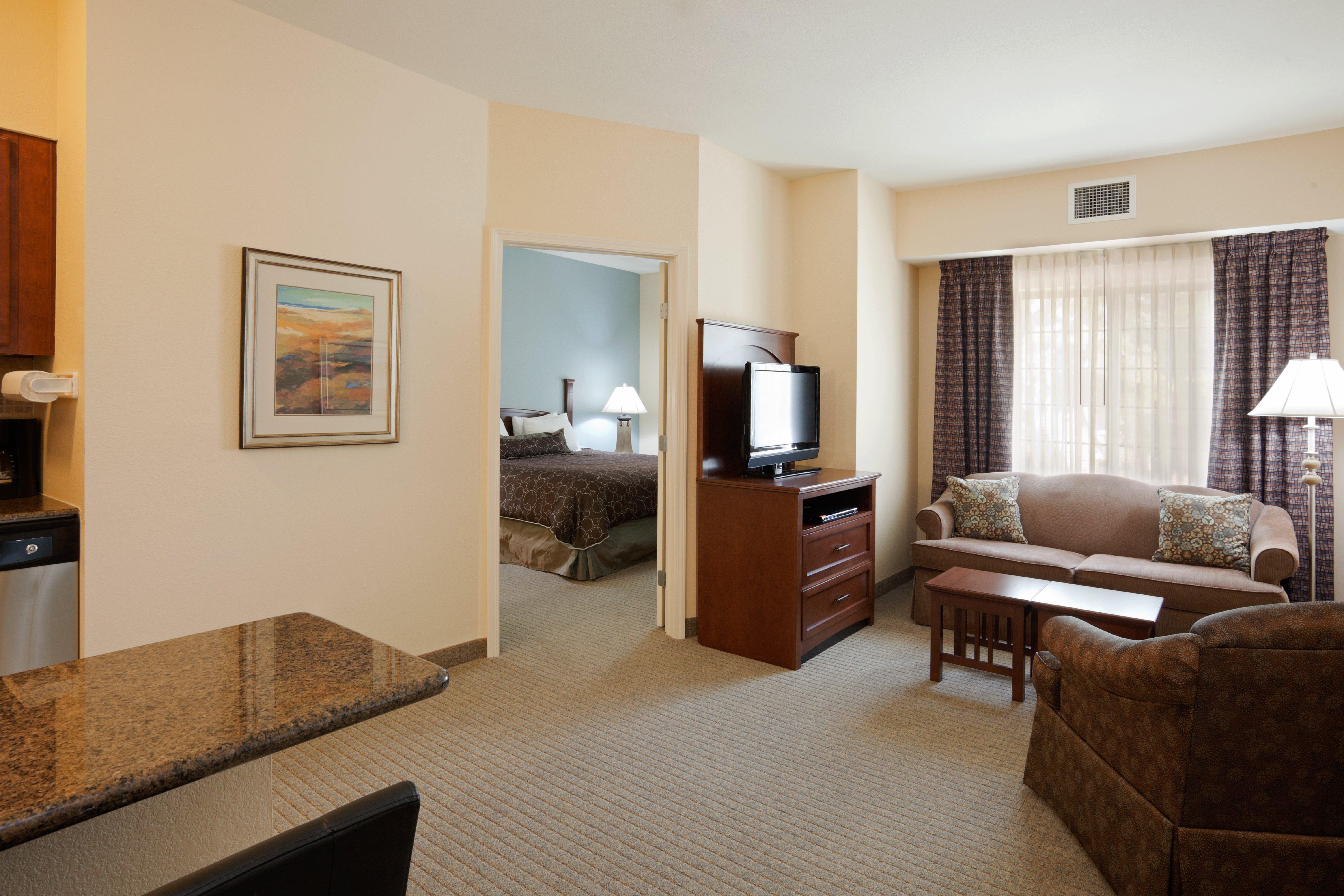 Homewood Suites Lafayette-Airport Exterior foto