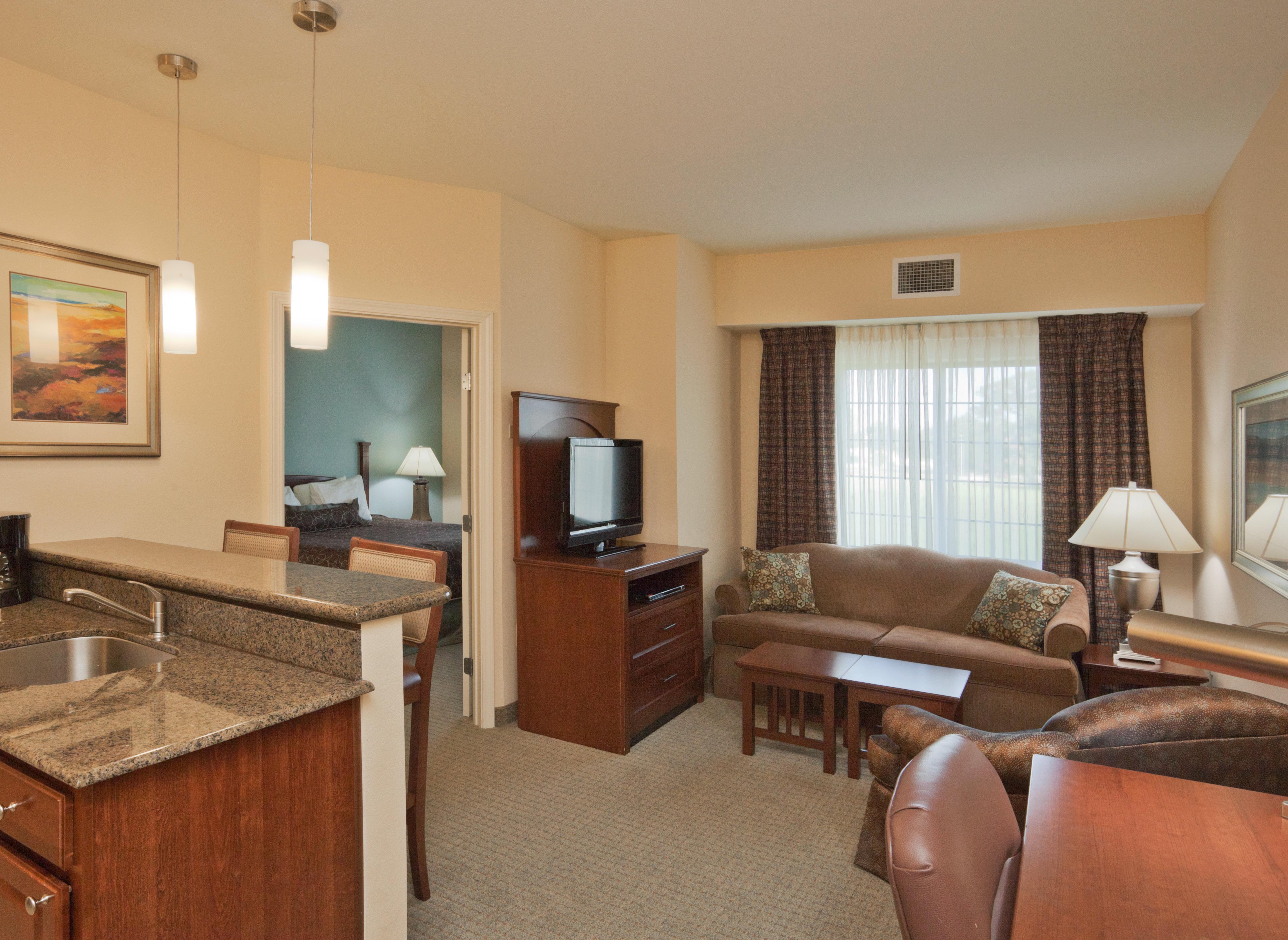 Homewood Suites Lafayette-Airport Exterior foto