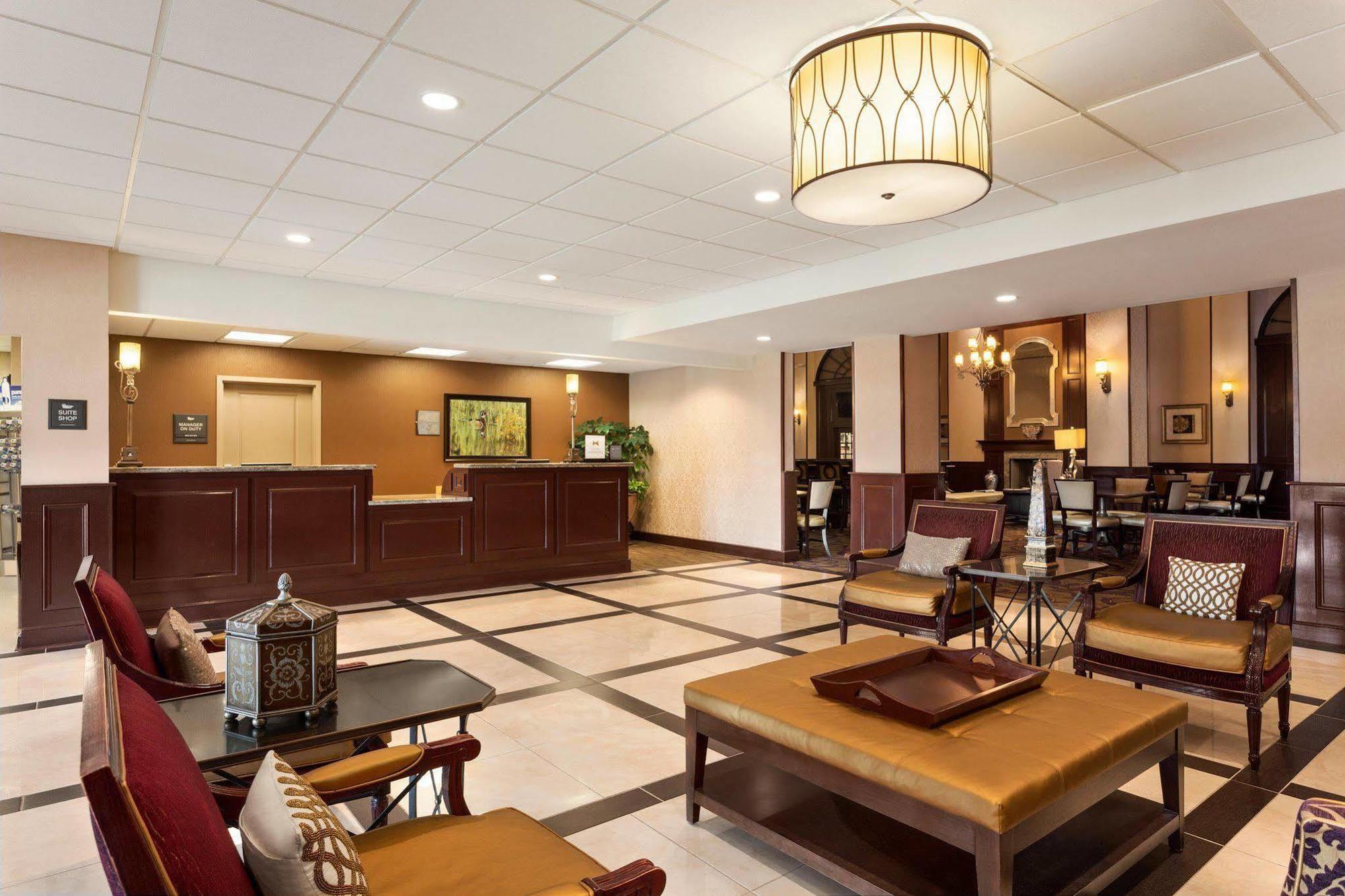 Homewood Suites Lafayette-Airport Exterior foto